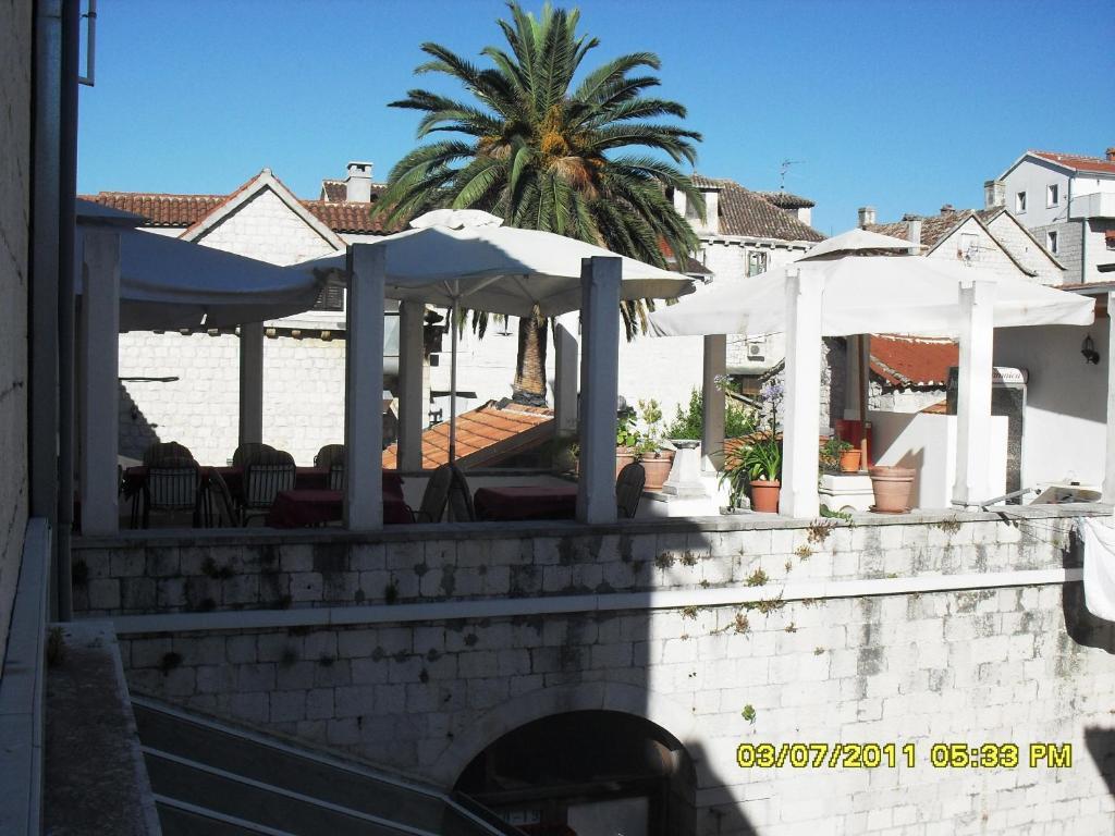 Hotel Vila Sikaa Trogir Fasilitas foto